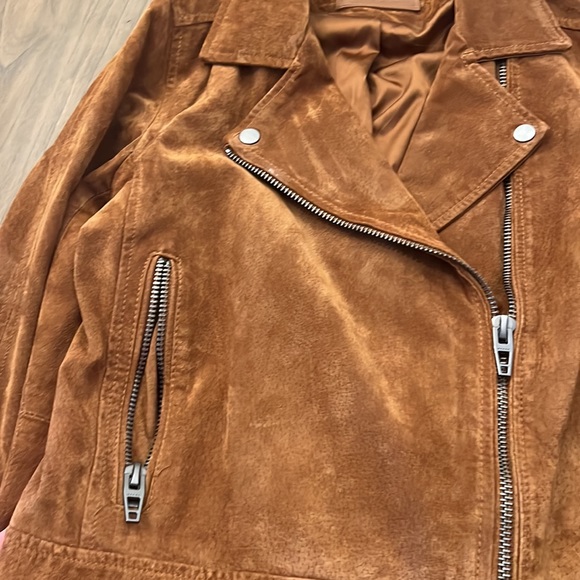BLANKNYC Suede Moto Jacket - Picture 5 of 7